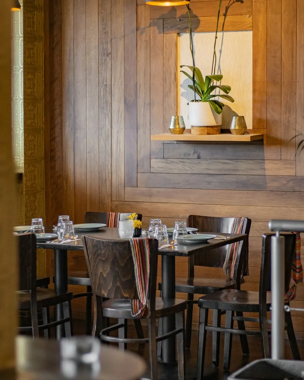 Gemütliche Sitzecke im Saray Restaurant Krefeld